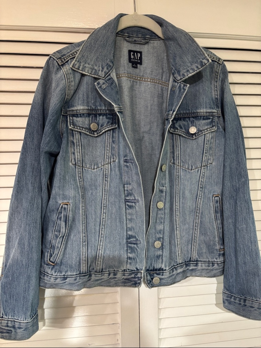 GAP Light Wash Denim Jean Jacket